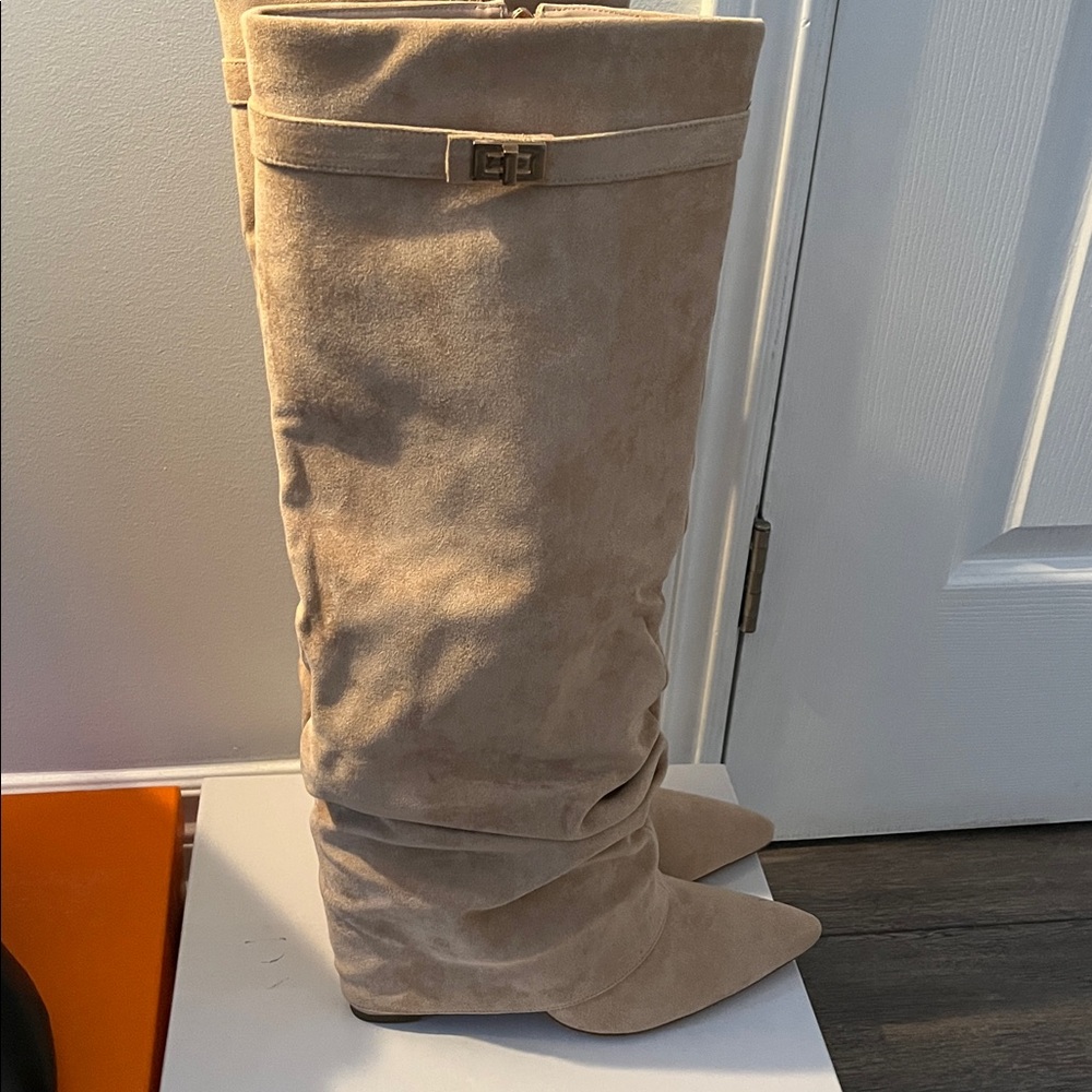 Chic Over the Knee Tan Suede Boots